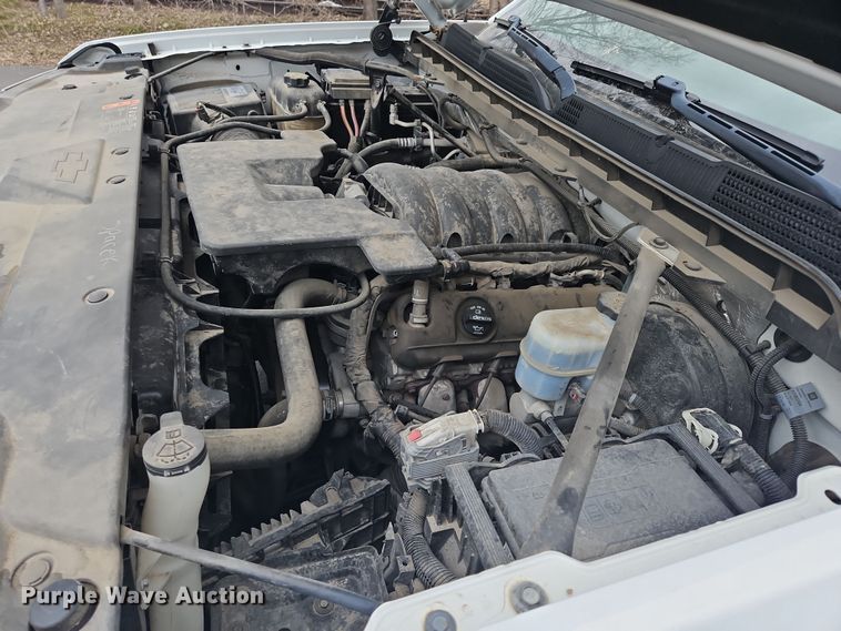 image for item OJ9923 2018 Chevrolet Silverado 1500 Crew Cab pickup truck