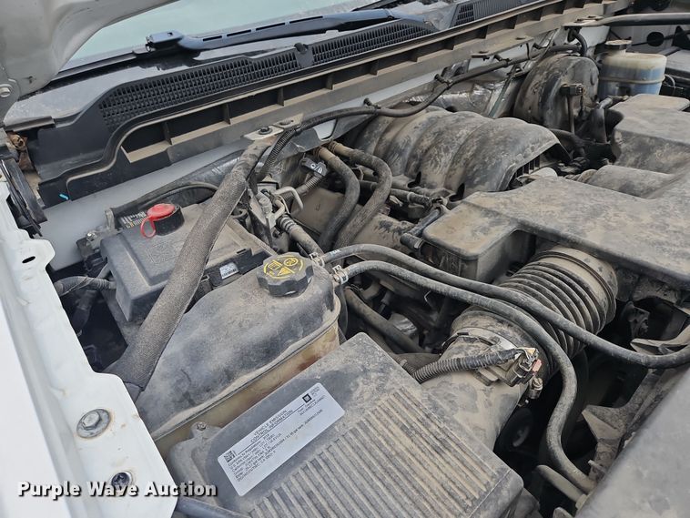 image for item OJ9923 2018 Chevrolet Silverado 1500 Crew Cab pickup truck