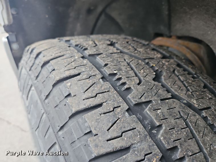 image for item OJ9923 2018 Chevrolet Silverado 1500 Crew Cab pickup truck