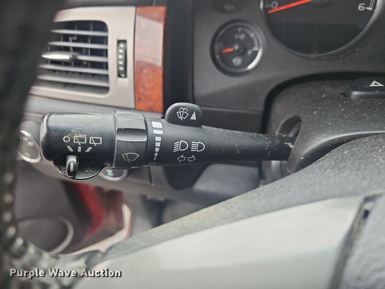 image for item OJ9924 2014 Chevrolet Tahoe LT SUV