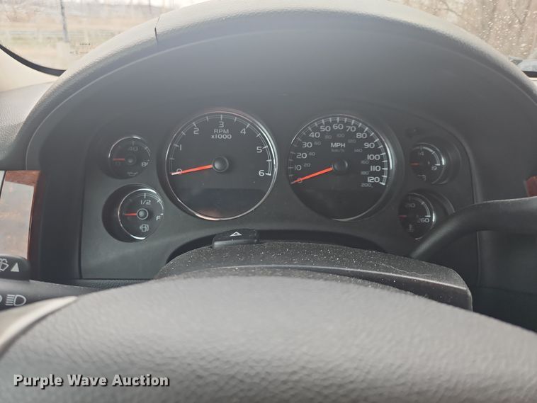 image for item OJ9924 2014 Chevrolet Tahoe LT SUV