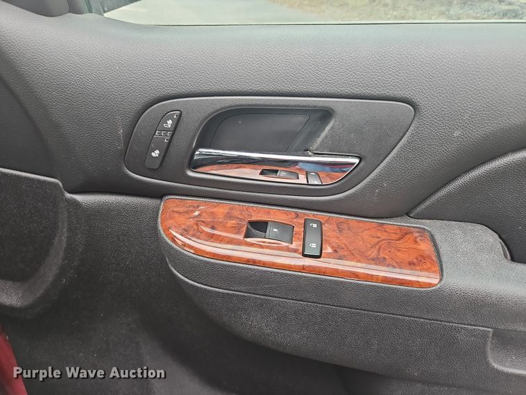 image for item OJ9924 2014 Chevrolet Tahoe LT SUV