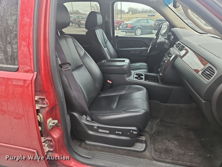 image for item OJ9924 2014 Chevrolet Tahoe LT SUV