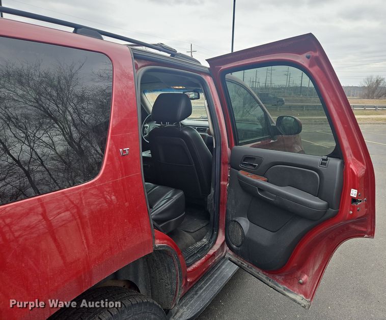 image for item OJ9924 2014 Chevrolet Tahoe LT SUV