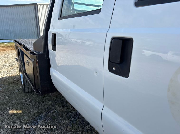 image for item OK9513 2008 Ford F450 Super Duty Crew Cab flatbed truck