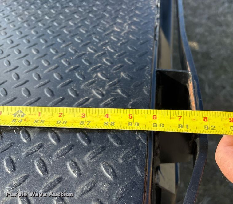 image for item OK9513 2008 Ford F450 Super Duty Crew Cab flatbed truck