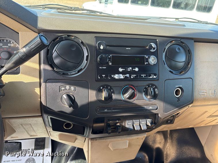 image for item OK9513 2008 Ford F450 Super Duty Crew Cab flatbed truck