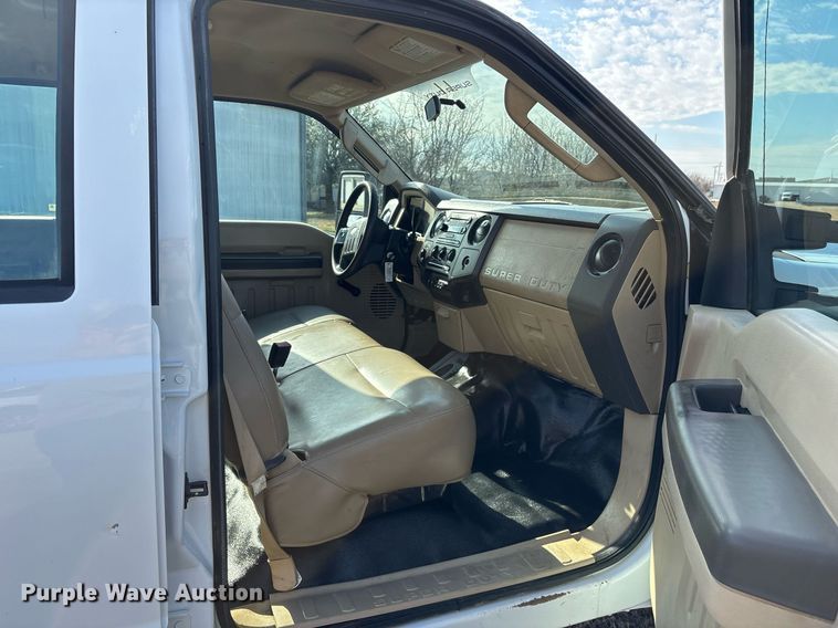 image for item OK9513 2008 Ford F450 Super Duty Crew Cab flatbed truck