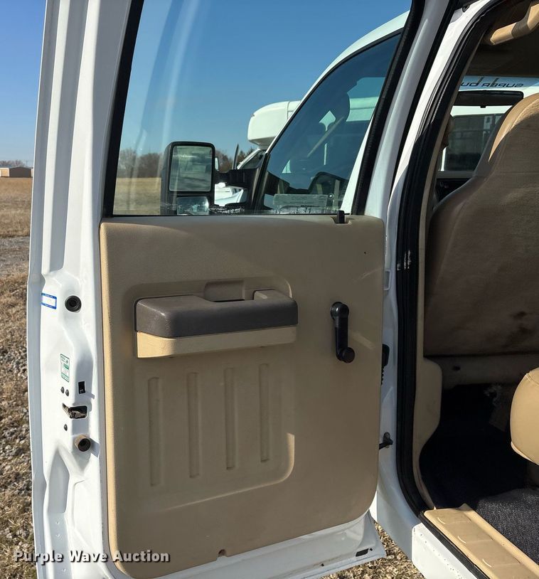 image for item OK9513 2008 Ford F450 Super Duty Crew Cab flatbed truck