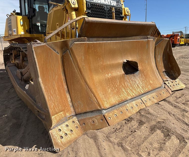 image for item DH8644 2015 Komatsu D155AX-8 dozer