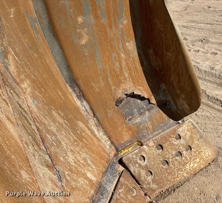 image for item DH8644 2015 Komatsu D155AX-8 dozer