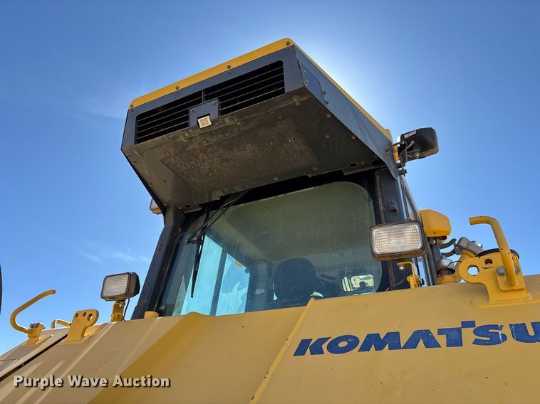 image for item DH8644 2015 Komatsu D155AX-8 dozer