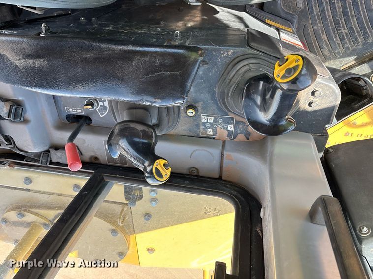 image for item DH8644 2015 Komatsu D155AX-8 dozer