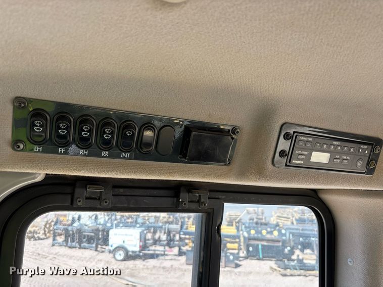 image for item DH8644 2015 Komatsu D155AX-8 dozer