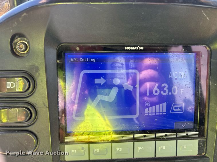 image for item DH8644 2015 Komatsu D155AX-8 dozer