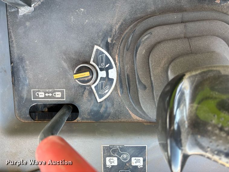 image for item DH8644 2015 Komatsu D155AX-8 dozer