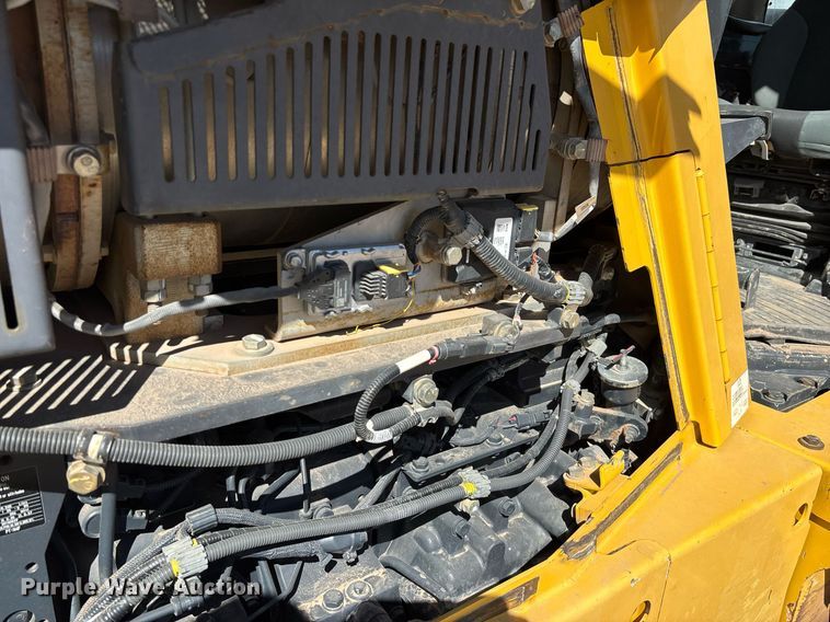 image for item DH8644 2015 Komatsu D155AX-8 dozer