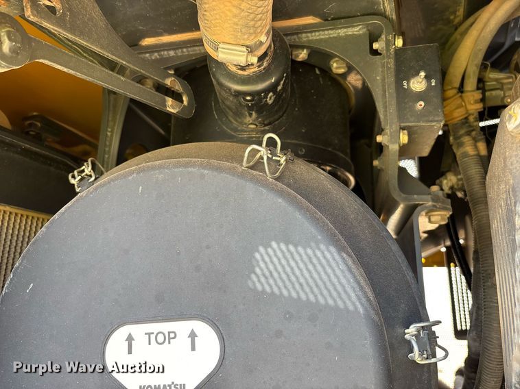 image for item DH8644 2015 Komatsu D155AX-8 dozer