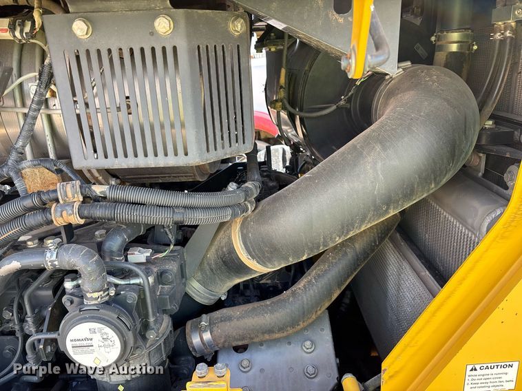 image for item DH8644 2015 Komatsu D155AX-8 dozer