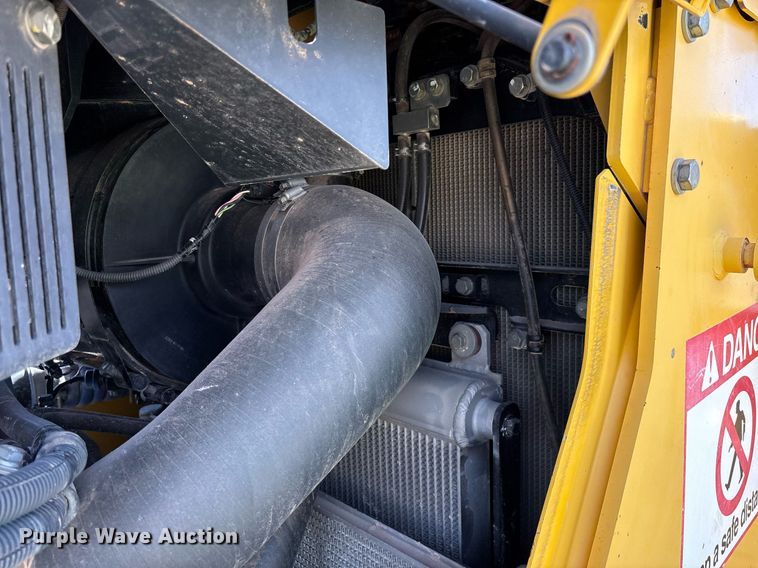 image for item DH8644 2015 Komatsu D155AX-8 dozer