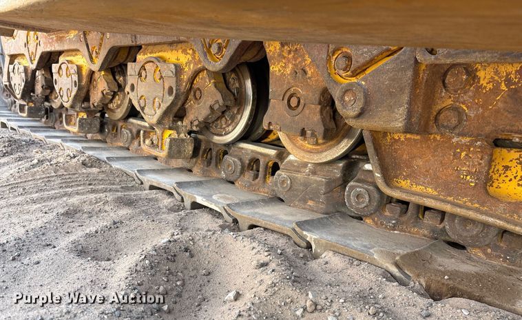 image for item DH8644 2015 Komatsu D155AX-8 dozer