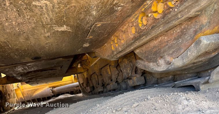 image for item DH8644 2015 Komatsu D155AX-8 dozer