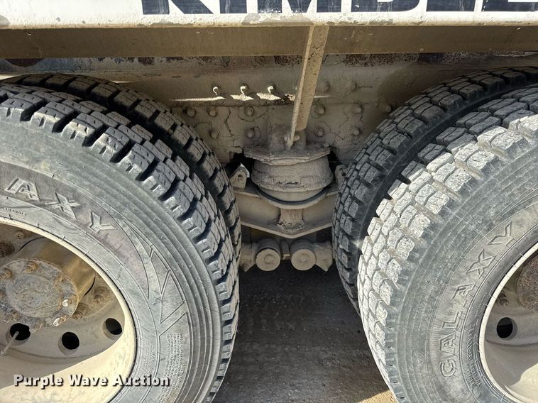 image for item DH9837 2009 Sterling L8500 ready mix truck