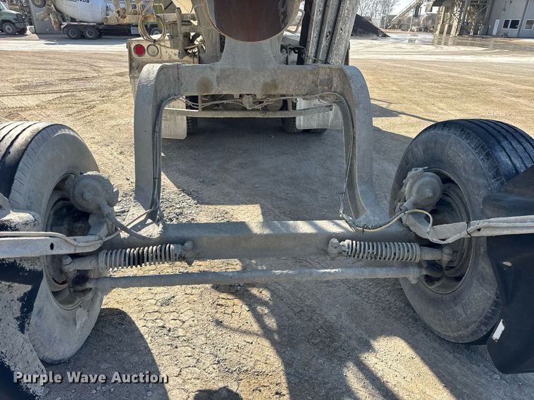 image for item DH9837 2009 Sterling L8500 ready mix truck