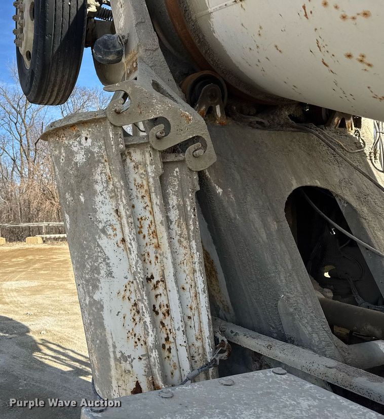 image for item DH9837 2009 Sterling L8500 ready mix truck