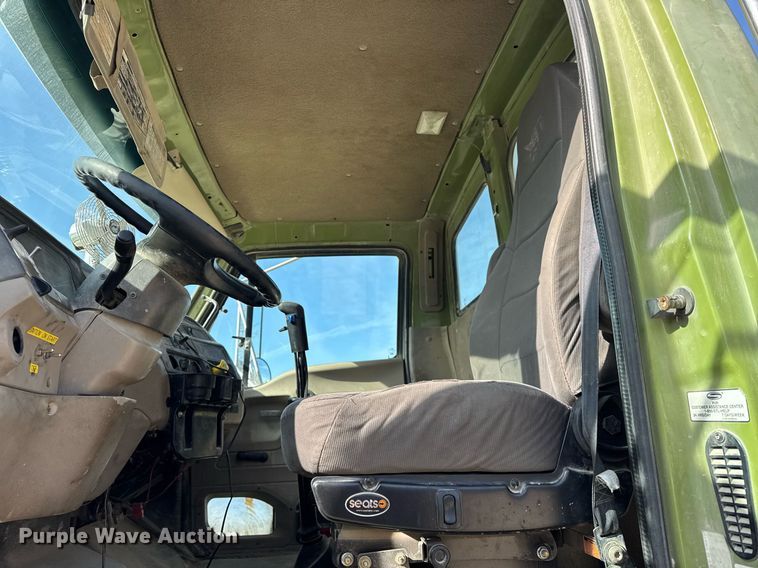 image for item DH9837 2009 Sterling L8500 ready mix truck