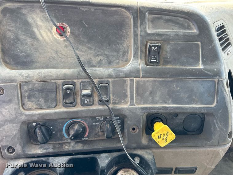 image for item DH9837 2009 Sterling L8500 ready mix truck