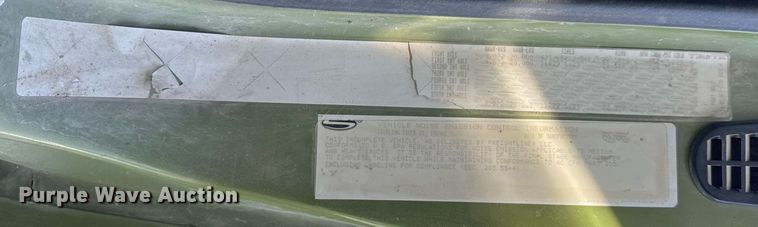 image for item DH9837 2009 Sterling L8500 ready mix truck