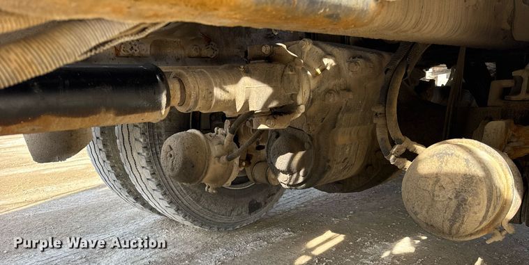 image for item DH9838 2009 Sterling L8500 ready mix truck