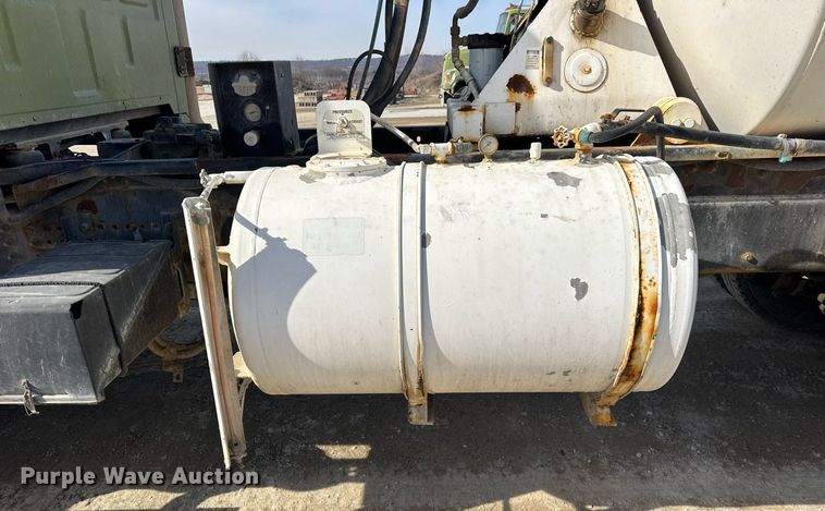 image for item DH9838 2009 Sterling L8500 ready mix truck