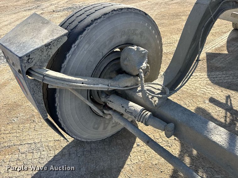 image for item DH9838 2009 Sterling L8500 ready mix truck