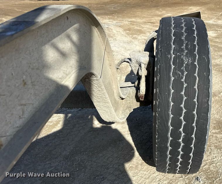 image for item DH9838 2009 Sterling L8500 ready mix truck