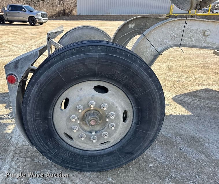 image for item DH9838 2009 Sterling L8500 ready mix truck