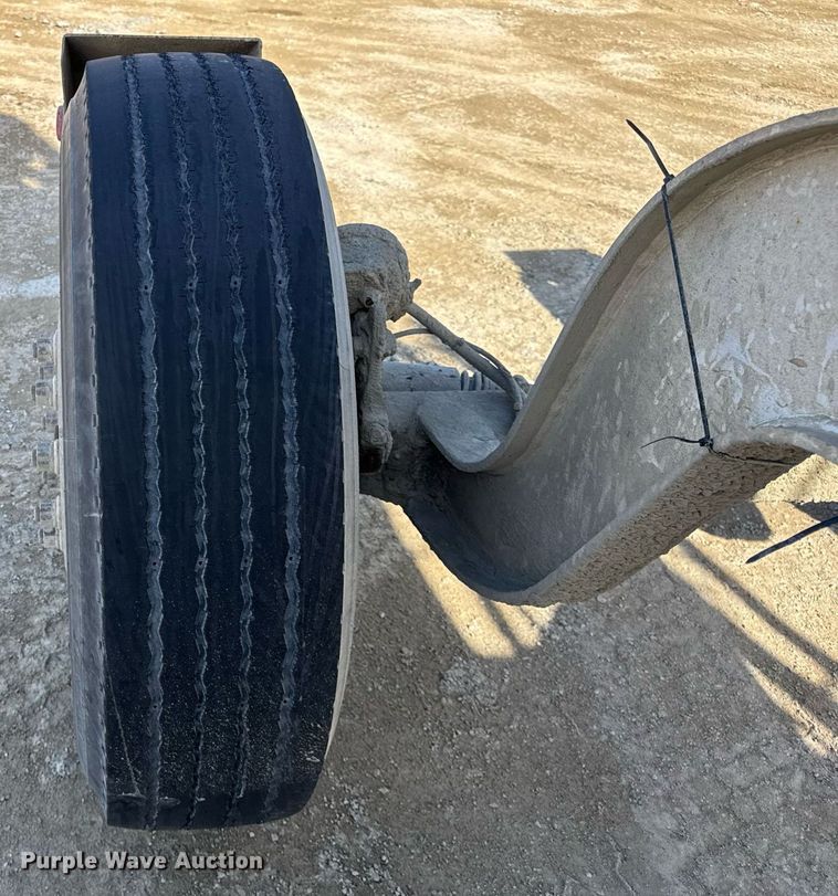 image for item DH9838 2009 Sterling L8500 ready mix truck