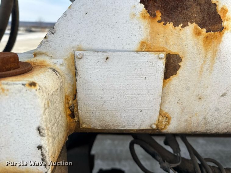 image for item DH9838 2009 Sterling L8500 ready mix truck