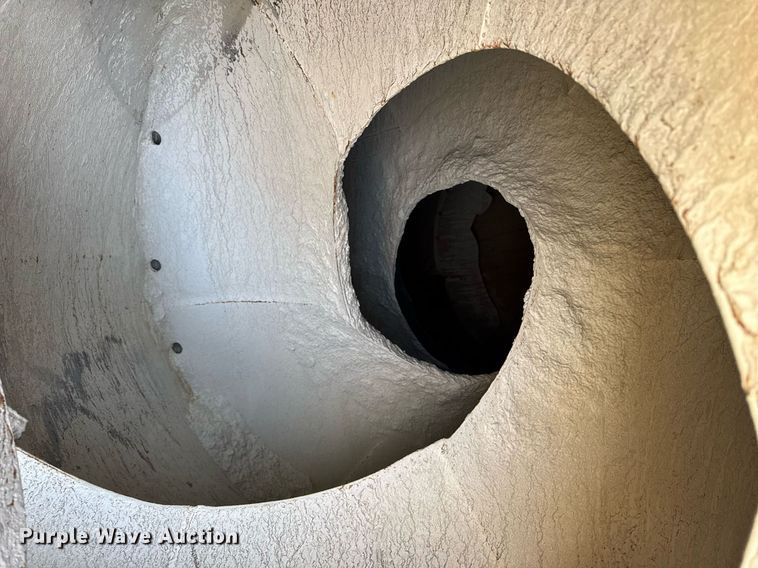 image for item DH9838 2009 Sterling L8500 ready mix truck