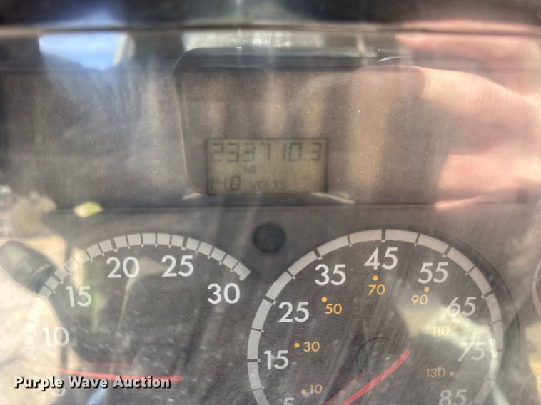 image for item DH9838 2009 Sterling L8500 ready mix truck