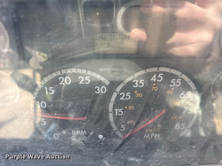 image for item DH9838 2009 Sterling L8500 ready mix truck