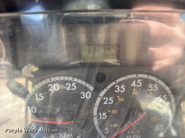 image for item DH9838 2009 Sterling L8500 ready mix truck