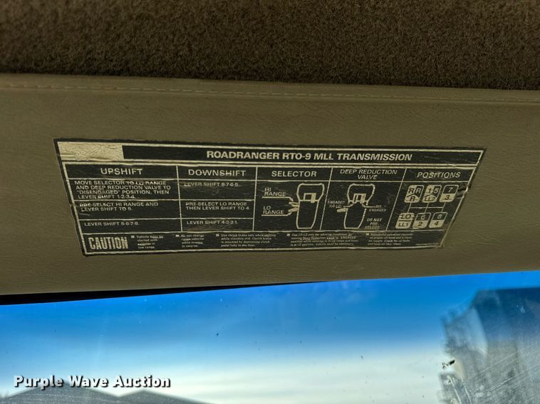 image for item DH9838 2009 Sterling L8500 ready mix truck