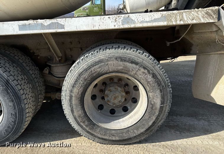 image for item DH9838 2009 Sterling L8500 ready mix truck