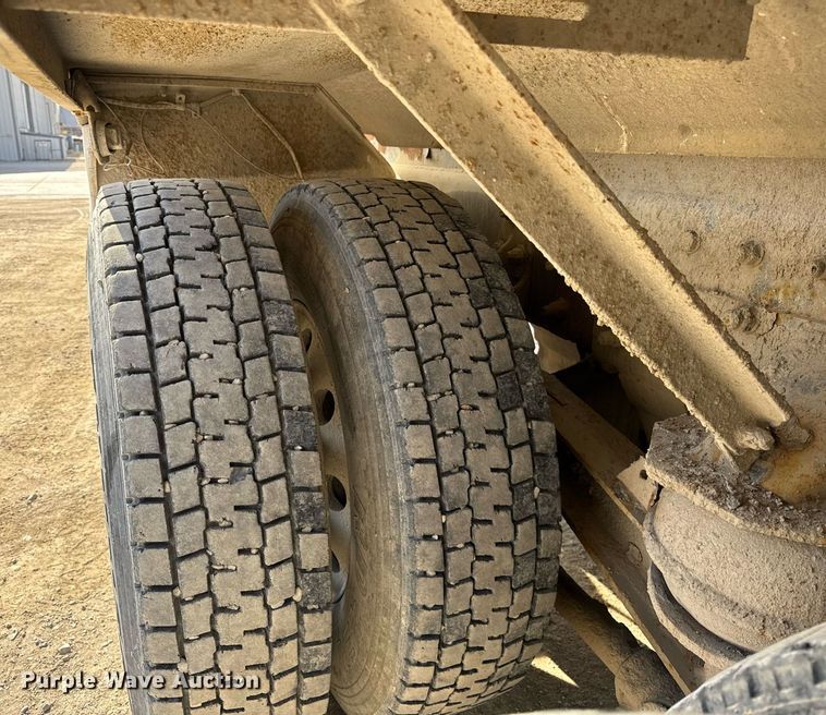 image for item DH9838 2009 Sterling L8500 ready mix truck