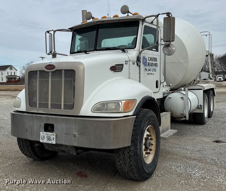 image for item DH9839 2006 Peterbilt 335 ready mix truck
