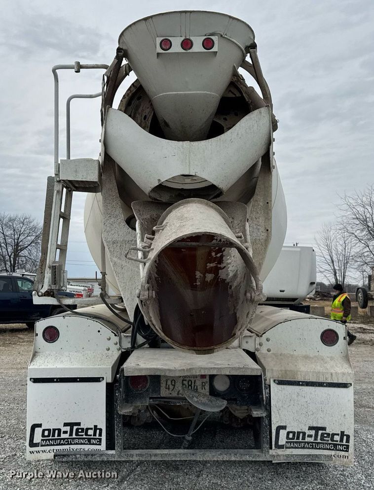 image for item DH9839 2006 Peterbilt 335 ready mix truck