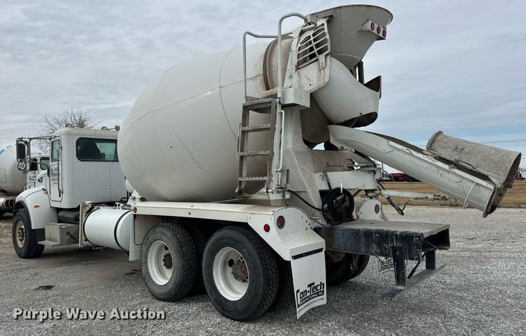 image for item DH9839 2006 Peterbilt 335 ready mix truck