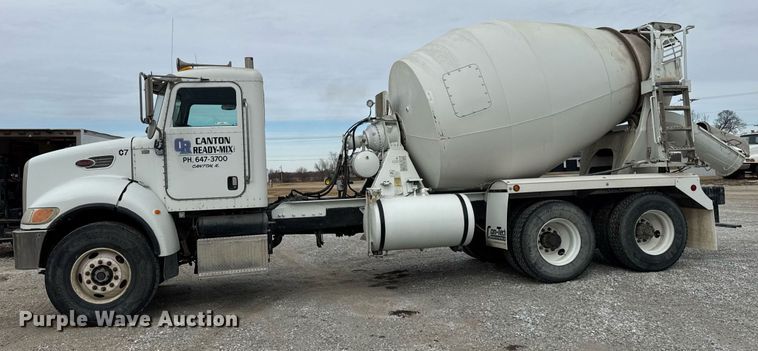 image for item DH9839 2006 Peterbilt 335 ready mix truck